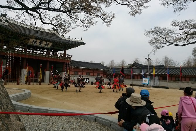 Suwon Hwaseong Fortress and Korean Folk Village Day Tour From Seoul - Korean Folk Village Experience