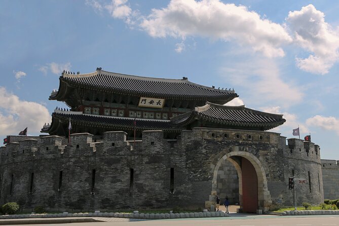 Suwon Hwaseong Fortress (Option: Folk Village) Tour From Seoul - Hwaseong Haenggung Palace