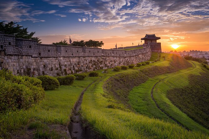 Suwon Hwaseong Fortress (Option: Folk Village) Tour From Seoul - Transportation and Meeting
