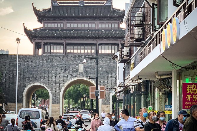 Suzhou Alleyway Walking Food Tour - Cultural Exploration