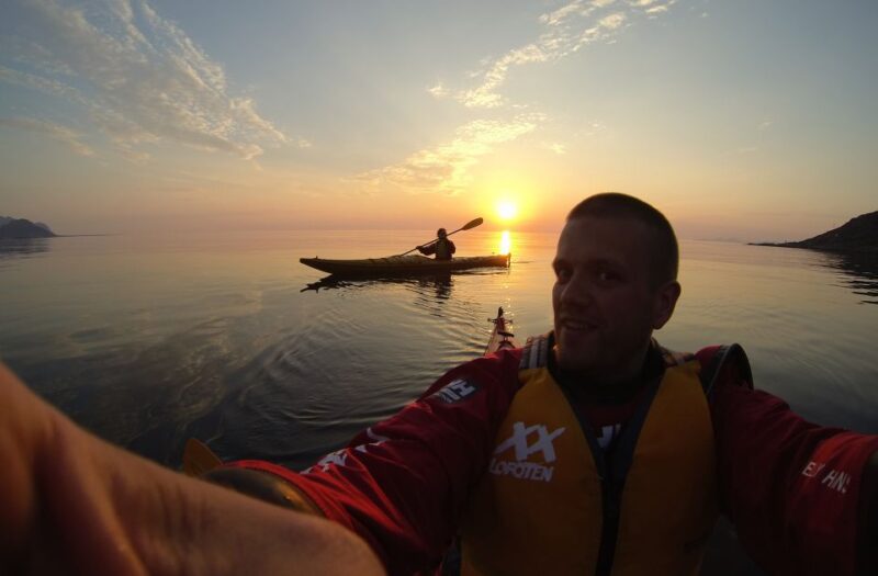 Svolvær: Evening Kayaking Adventure - Key Points