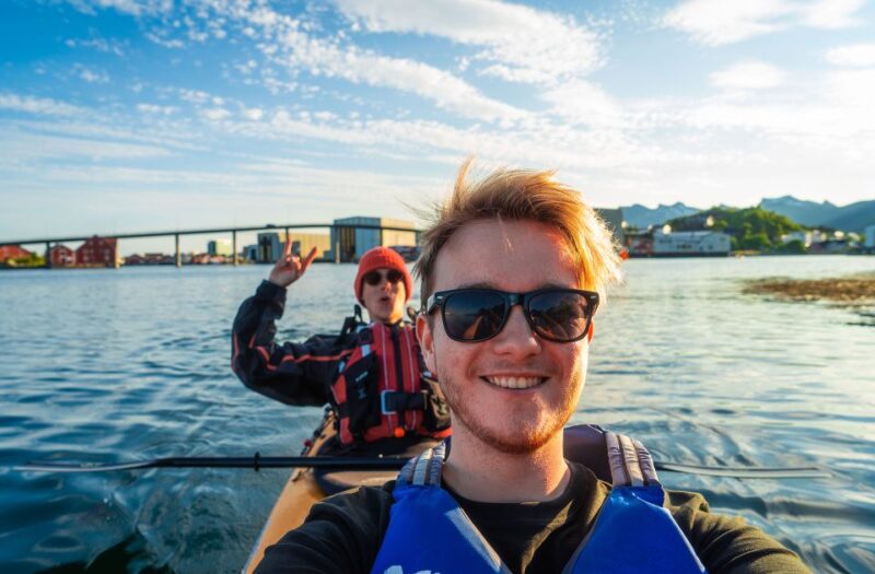 Svolvær: Evening Kayaking Adventure - Inclusions and Equipment