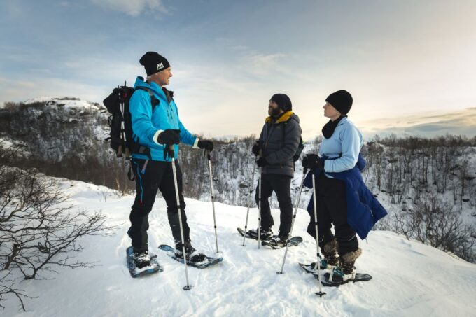 Svolvær: Snowshoe Nature Explorer - Meeting Point