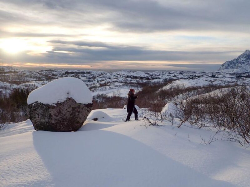 Svolvaer: Snowshoeing Half Day - What to Bring