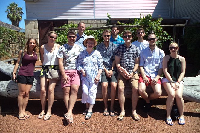 Swan Valley River Cruise and Wine Tasting Day Trip From Perth - Accessibility and Dress Code