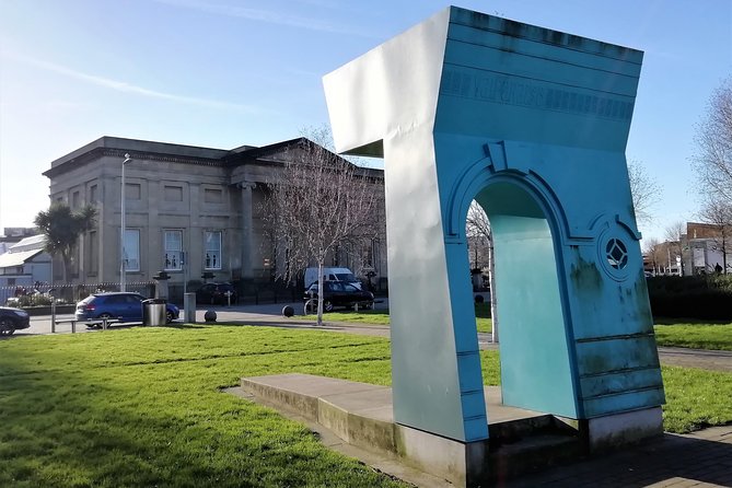 Swansea City Highlights Walking Tour - Exploring Swanseas Highlights