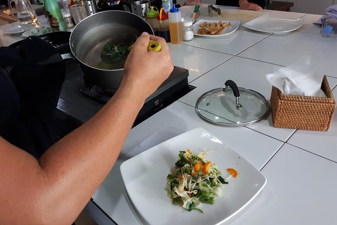 Sweet and Spicy - Indonesian Cooking Class in Gili Trawangan - Making the Most of It
