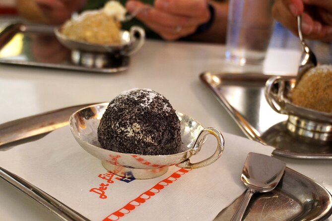Sweet Secrets of Vienna Dessert Tour Inc. Lunch, 5-6 Tastings - Meet the Local Food Guide