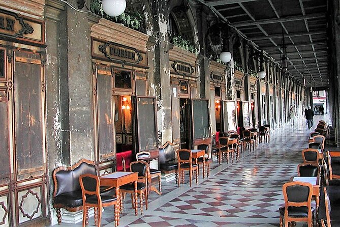 Sweet Venice: Traditional Cafès and Pastry Shops Walk - Delicious Pastries and Treats