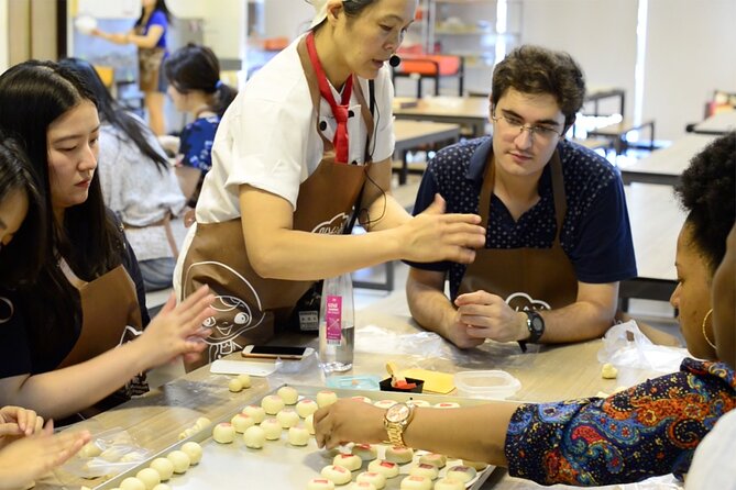 Sweets to Streets: 6HR Taipei Adventure With Pineapple Cake DIY - Shilin Night Market