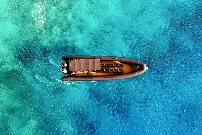 Swim With Turtles at Turtle Bay, Curacao: Boat, Blue Room Cave - Snorkeling With Turtles at Turtle Bay
