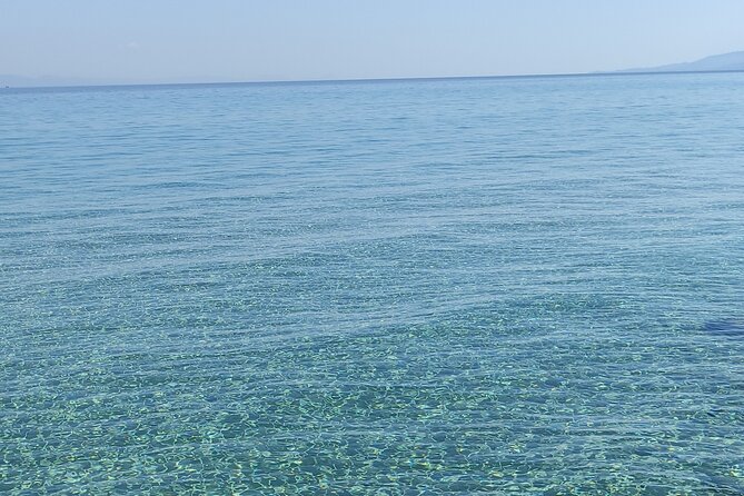 Swimming and Relax in Beautiful Beaches. - Key Points