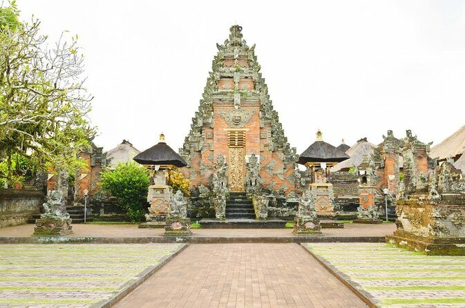Swimming At Taman Sari Waterfall & Visit The Best Site Of Ubud - Key Points