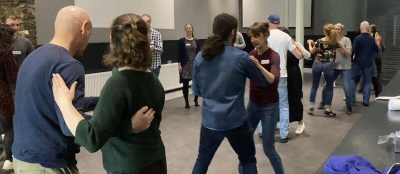 Swing Dancing Class With London Locals - Learning the Fundamentals