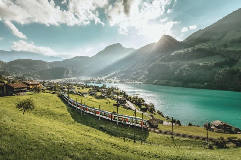 Switzerland Lake Lucerne Region: Tell Pass (summer) - Exploring Lake Lucerne Region
