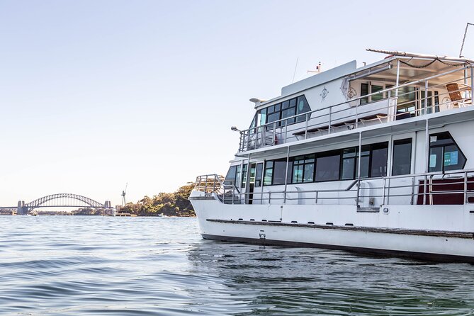 Sydney Combo: Morning Sightseeing to Bondi & Harbour Lunch Cruise - Dress Code and Accessibility