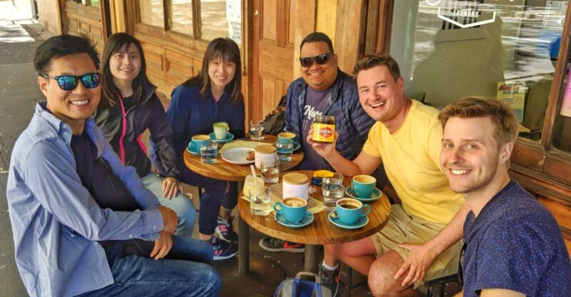 Sydney: Guided Walking Tour With Aussie Snacks and Drinks - Experience Highlights