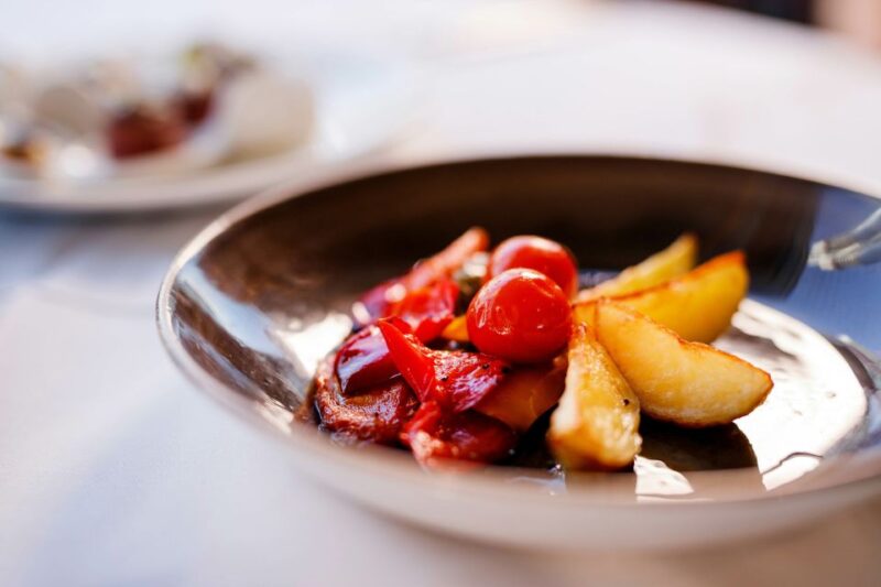 Sydney Harbour: À La Carte Lunch Cruise - Key Points