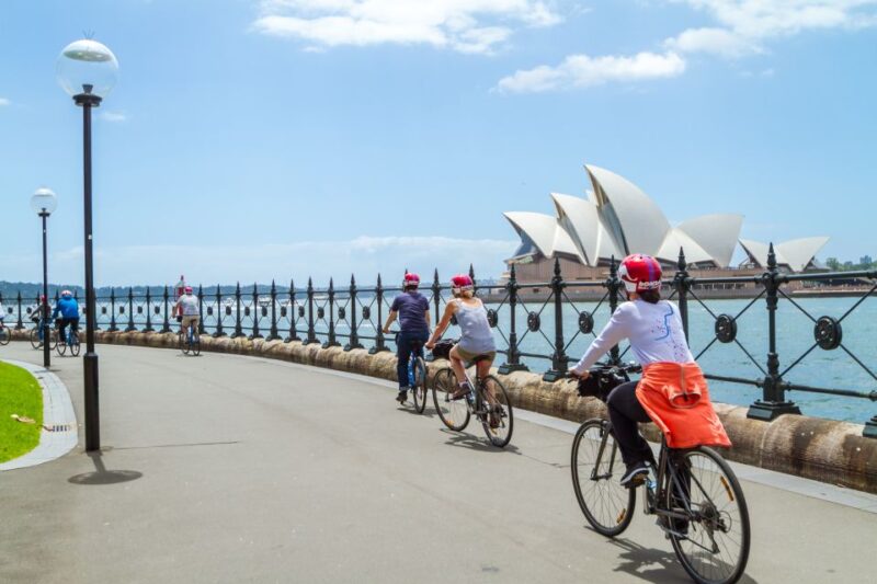 Sydney: Iconic Sights 4-Hour Bike Tour - Tour Highlights and Experience