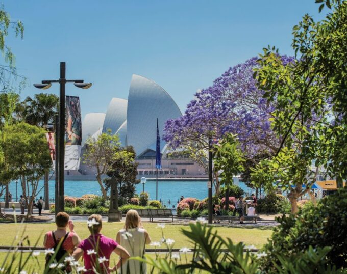 Sydney: Luxury Half Day Highlights Private Tour - Natural Wonders