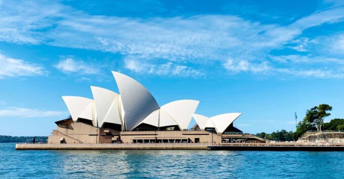 Sydney Private Half Day Tour, Opera House, Bridge, Bondi - Discover Bondi Beach