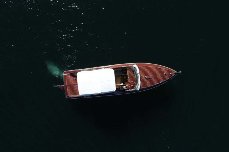 Sydney: Private Night Cruise With Wine - The Romantic Night Cruise