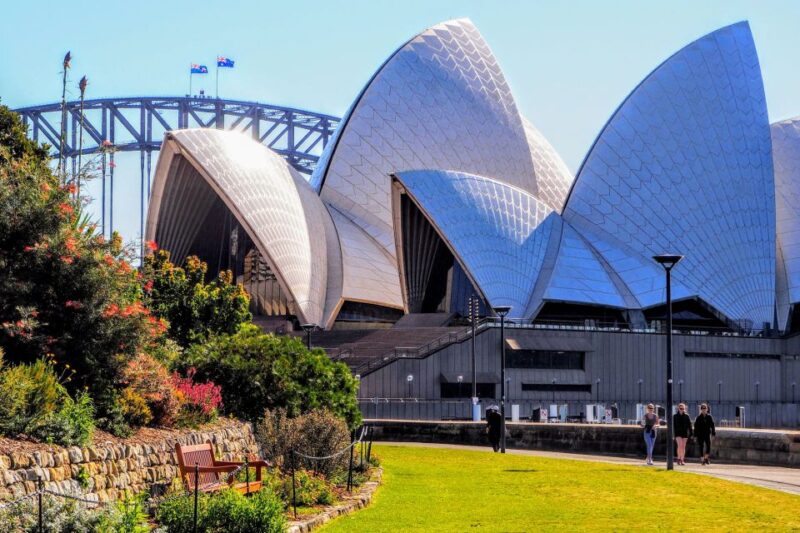 Sydney: Private Quay People, Sydney Harbour Walking Tour - Meeting Point