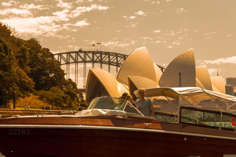 Sydney: Private Sunset Cruise With Wine for up to 6 Guests - Sparkling Wine and Refreshments
