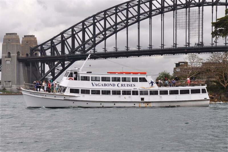 Sydney: Retro Party Cruise in Sydney Harbour With Snacks - Customer Feedback