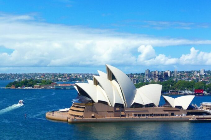 Sydney: Self-Guided Highlights Scavenger Hunt & Walking Tour - Duration and Walking Distance