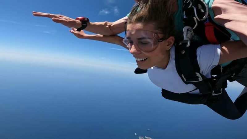Sydney, Shellharbour: 15,000ft Tandem Beach Skydive - The Sum Up