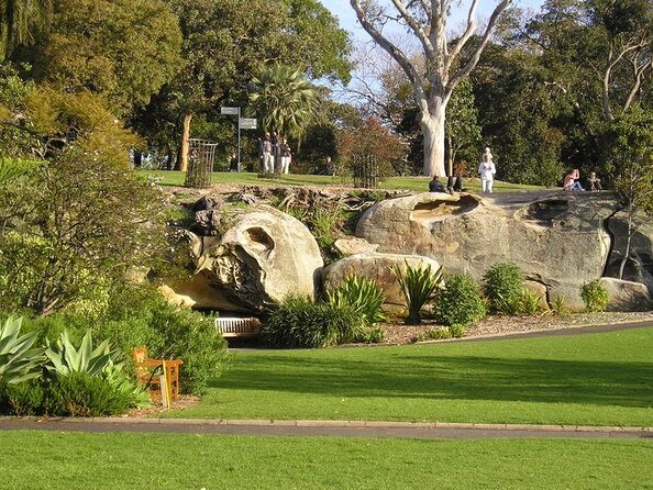Sydney Sightseeing Guided Bus Tour - Iconic Stops Along the Way