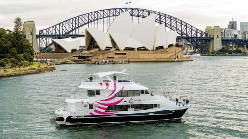 Sydney: Sydney Harbor Lunch Cruise with Welcome Drink - An Overview of the Experience