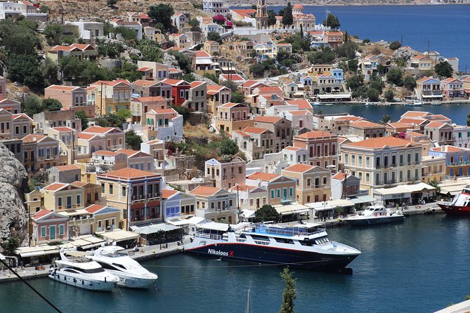 Symi Island From Rhodes With Transfers From Ialysos and Ixia - Discovering Symis Historic Architecture