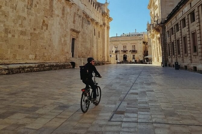 Syracuse Bicycle Rental - Accessibility and Additional Services