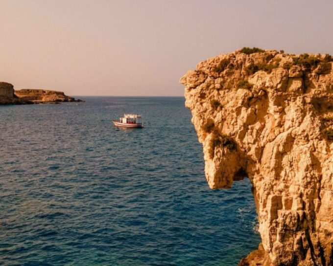 Syracuse: Boat Trip With Lunch, Wine, and Swimming Stops - Natural Reserve of Plemmirio
