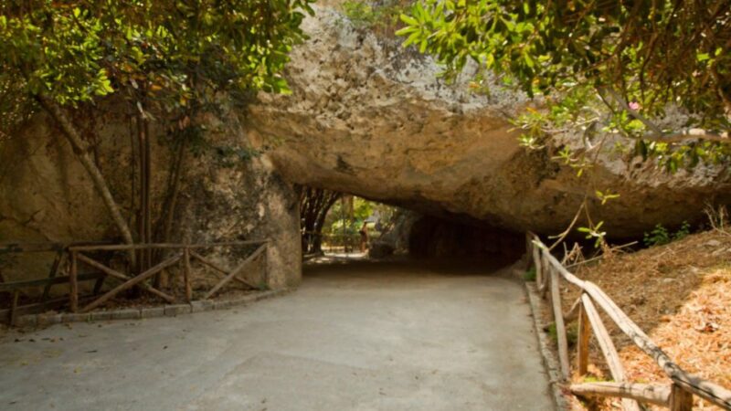 Syracuse: Greek Theater and Neapolis Guided Private Tour - Key Points