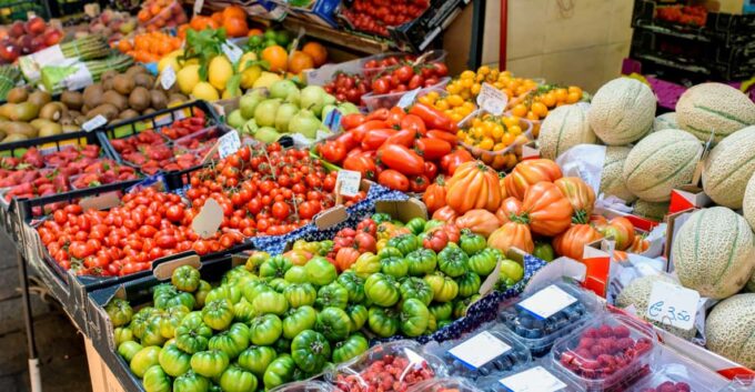 Syracuse: Market, Cooking Class & Meal at a Locals Home - Language Support