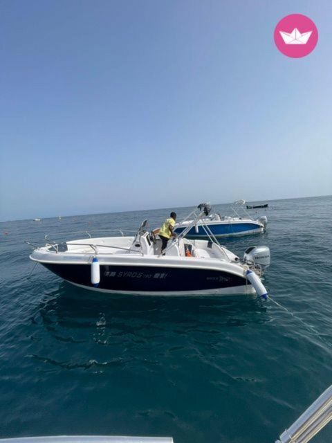 Syros190 40 Hp N1 - Explore the Amalfi Coast