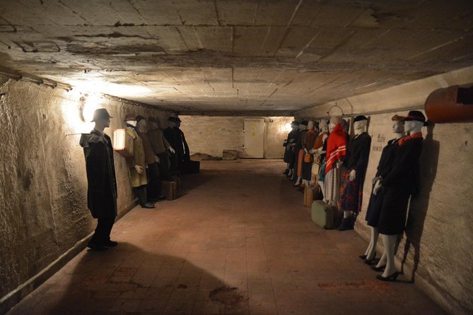 Szczecin Underground Routes and Old Town Private Walking Tour - Meeting and Ending Points
