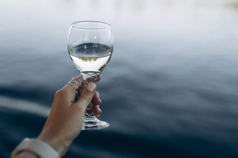 Szczecin: Wine Tasting Cruise - Experience Highlights