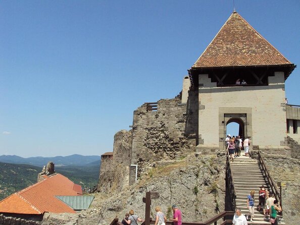 Szentendre and Visegrad Private Danube Bend Tour With Wine Tasting and Lunch - Good To Know