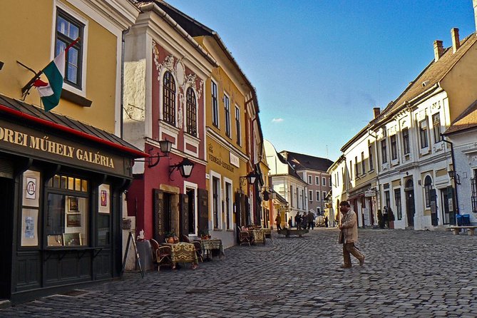 Szentendre and Visegrad Private Danube Bend Tour With Wine Tasting and Lunch - Visiting Visegrad Castle