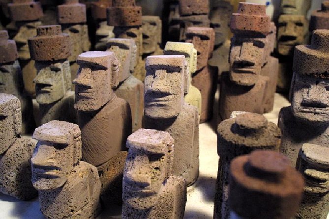 T3+T4-Rapa NUI ARCHAEOLOGICAL SITES (Non-Cruise Visitors) - Examining Ahu Vinapus Noteworthy Stonework
