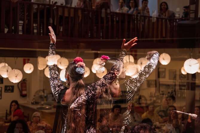 Tablao De Carmen Flamenco Show With Tasting Menu or Dinner - Spanish Village Admission Included