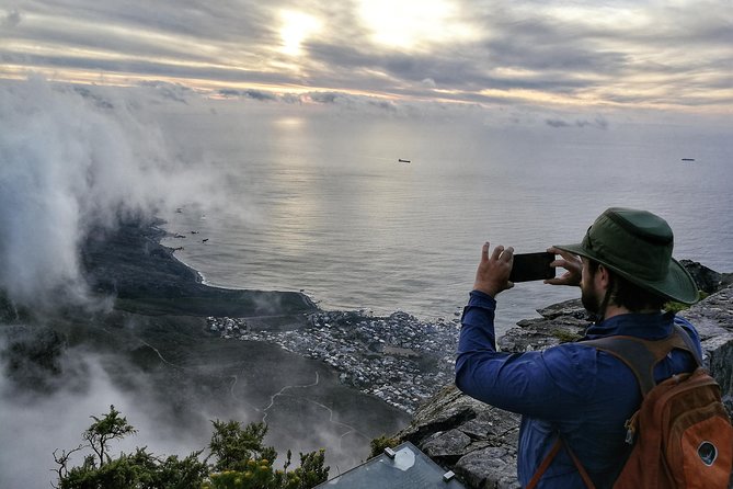 Table Mountain Adventurous Hike & Cable Car Down - Walking the Rim of Table Mountain