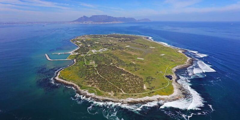 Table Mountain and Robben Island. - Inclusions and Amenities