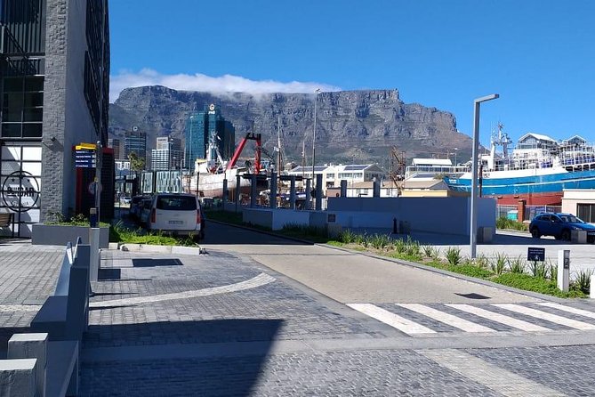 Table Mountain & Cape Town City Half Day Private Guided Tour - Accessibility and Transport