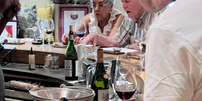 Table Mountain & Wine Tasting in Franschhoek, Stellenbosch - Wine Tasting in Paarl