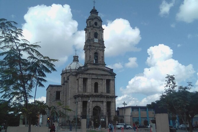Taco, Torta, and Lonche Tour in the Historic Center of Guadalajara - Transport and Logistics
